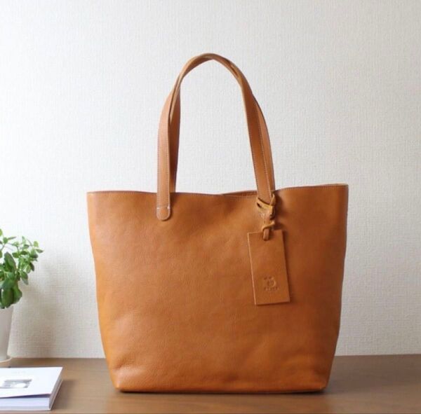 BUeNA 本革 トートバッグ キャメル ブラウン レザー ヌメシュリンク革
