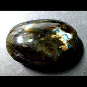 【割引特価】ブラックラブラドライト タンブル 握り石 パーム 天然石 パワーストーン①