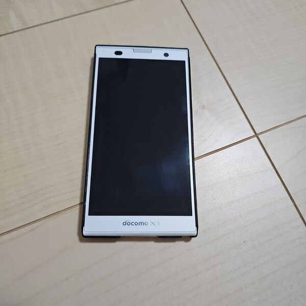 ARROWS NX F-06E White docomo 64GB
