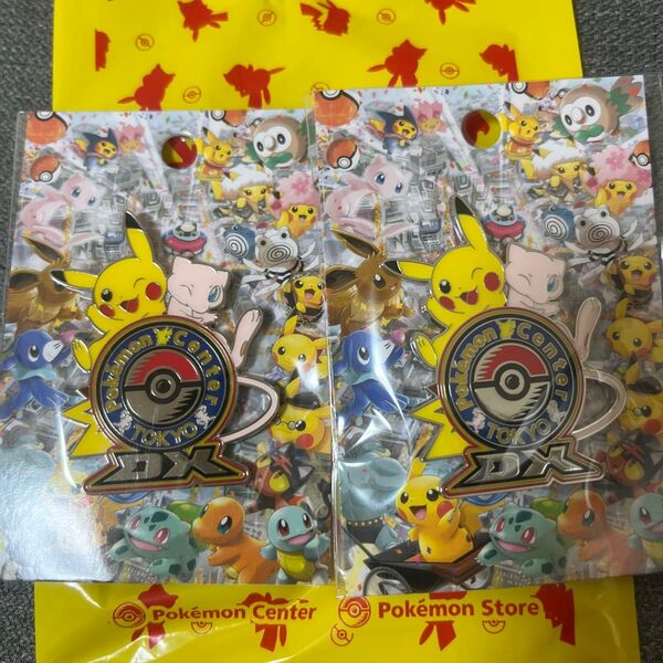 新品限定ポケモンセンター ロゴピンズピカチュウ&ミュウ2個セット