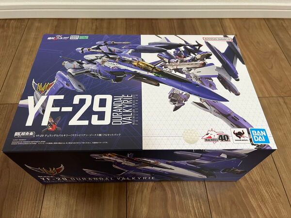 未開封 DX超合金 劇場版マクロスΔ 絶対LIVE!!!!!! YF-29 デュランダルバルキリー (マクシミリアンジーナス機)