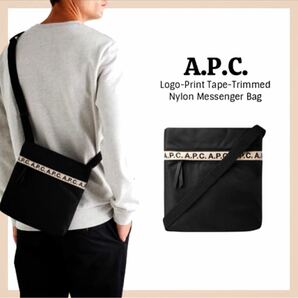 ★期間限定値下中 22,000円→18,400円★【新品未使用】A.P.C ロゴテープサコッシュ