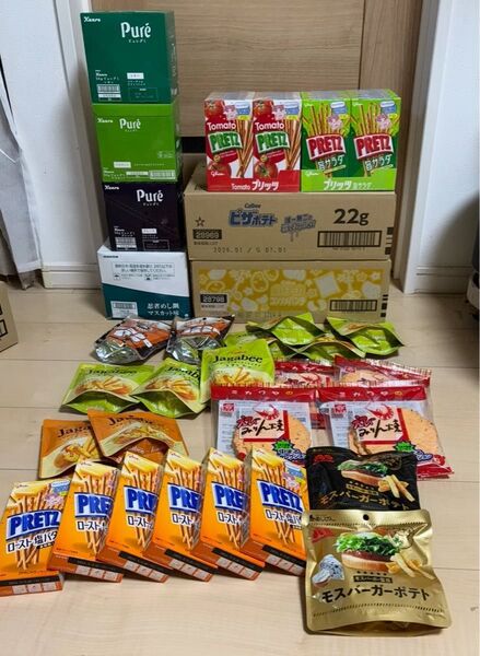 お菓子詰め合わせ プリッツ ピザポテト ポテトチップス ジャガビー モスバーガーポテト ピュレグミ 忍めし鋼 チョコクロ