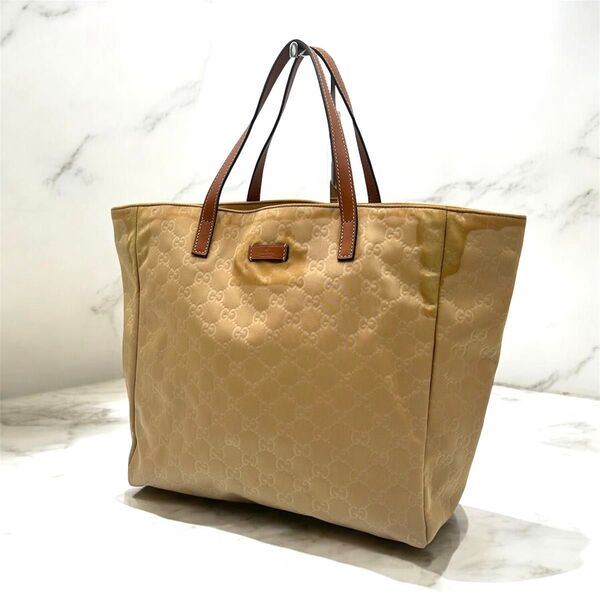 グッチ GUCCI トートバッグ ハンドバッグ gg柄 総柄 A4サイズ収納可 ナイロン レザー ベージュ イタリア製 Italy