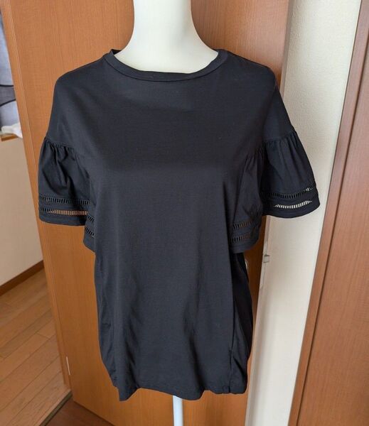 a.v.v アーヴェヴェ ハシゴレースフリルスリーブトップス Мサイズ ブラック
