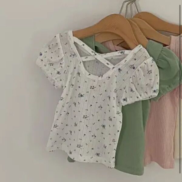 未使用 aladin kids Tシャツ カットソー 半袖 ベビー服 花柄 S