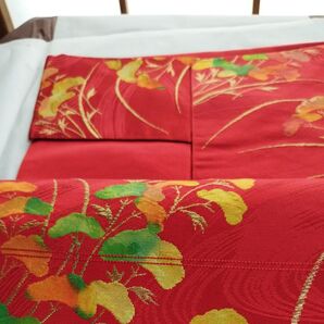 名古屋帯 赤色 金糸刺繍