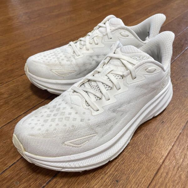 ホカオネオネHOKAクリフトン9 27.0US9トレイルランニングマラソンアルトラパタゴニアノースフェイストポナイキアシックス陸上