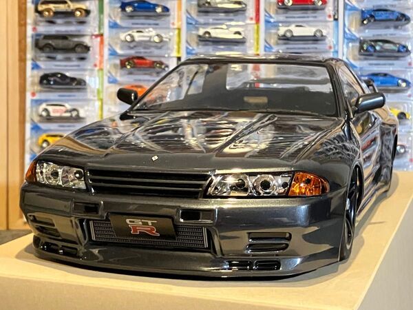 タミヤ ラジコン 日産スカイラインGT-R 塗装済 スペアボディR32 ガンメタル