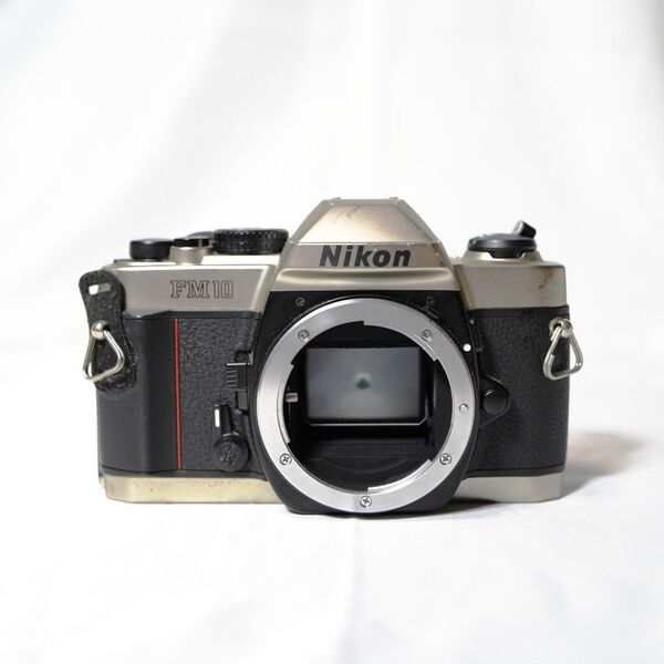 Nikon FM10 一眼レフカメラ 35〜70mm F3.5〜4.5 ボディ