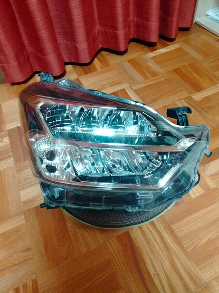 :ダイハツ ミライース 右 純正ledヘッドライトユニット la350s