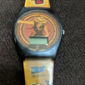 アニメグッズ　ワンピース腕時計　ルフィー　非売品　超レアモノ