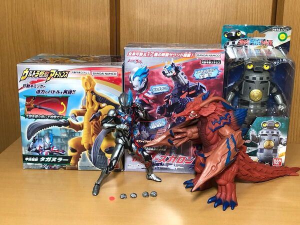ウルトラマンブレーザー ウルトラ怪獣アドバンス バザンガ タガヌラー DXアースガロン ウルトラアクションフィギュア セブンガー