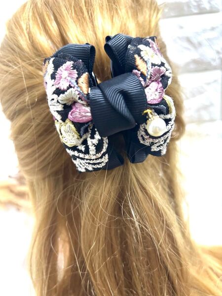 2708インド刺繍リボン☆バンスクリップ ハンドメイド 小バンス ブラック