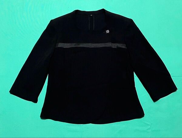 美品 9号 黒ブラック フォーマル ジャケットのみ レディース Mサイズ 夏用 七分袖 喪服 ノーカラージャケット トップス