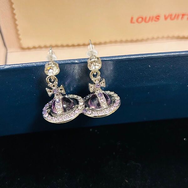 Vivienne Westwood ヴィヴィアンウエストウッド オーブピアス