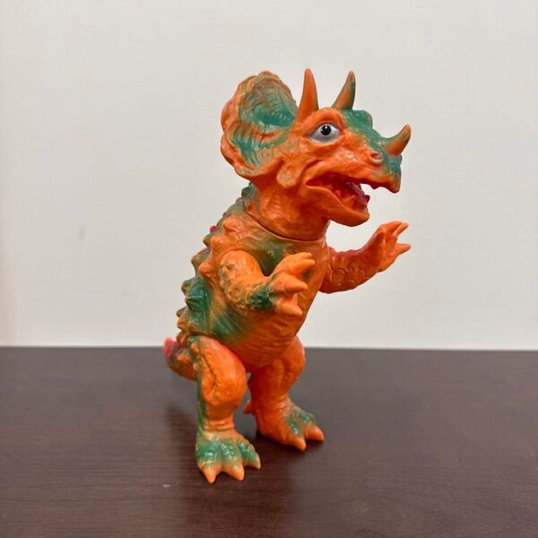 当時物 パチ 怪獣 トリケラン ソフビ