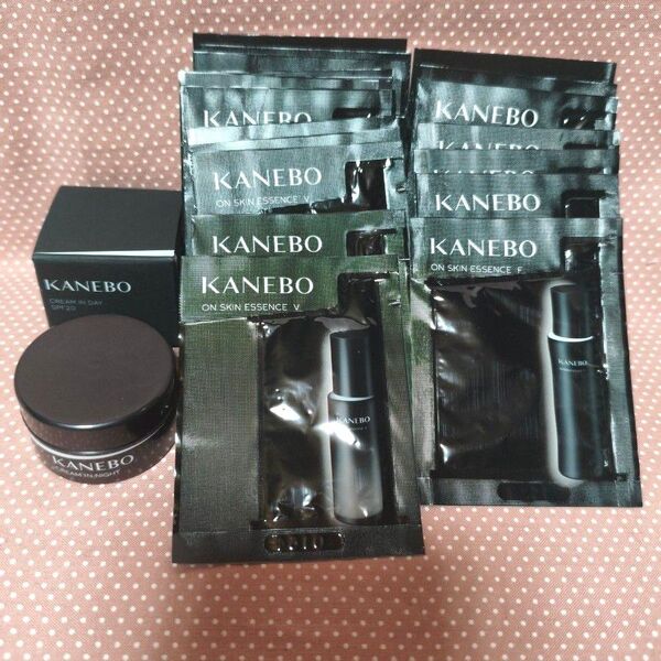 KANEBO カネボウ クリームインデイ・ナイト オン スキンエッセンス V・F サンプルセット