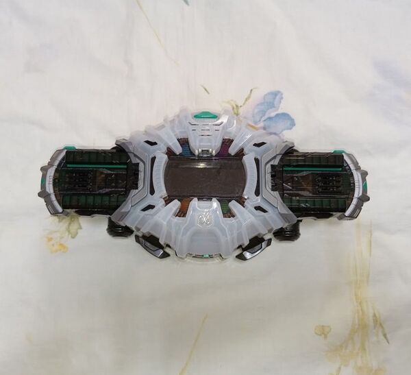 美品 仮面ライダージオウ DXジクウドライバー 本体のみ