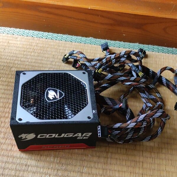 Cougar 電源ユニット SE560