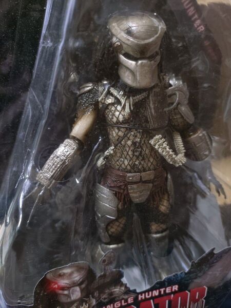 新品 NECA ネカ プレデター ジャングルハンター プレデター フィギュア JUNGLE HUNTER PREDATOR
