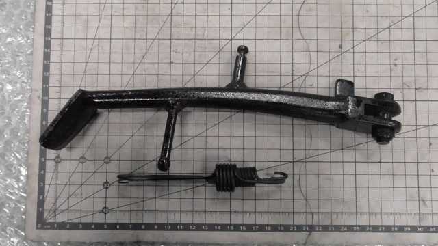 バンディット250　GJ77A-106xxx　の　サイドスタンド *159771