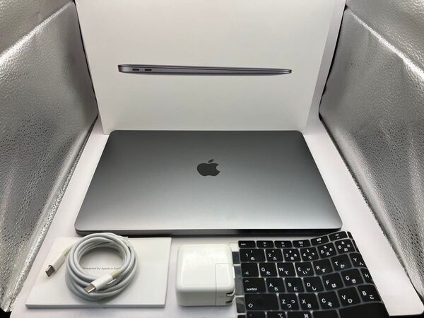【美品】Apple MacBook Air 13.3インチ A2179 スペースグレイ 8GB/256GB フィルム付き 初期化済