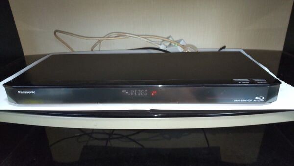 Panasonic ブルーレイディスクレコーダーDMR-BRW1000(17年製)稼動中