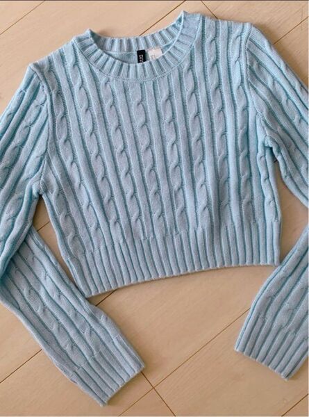 新品 H&M セーター ニット ライトブルー 軽いやわらかい クロップド S