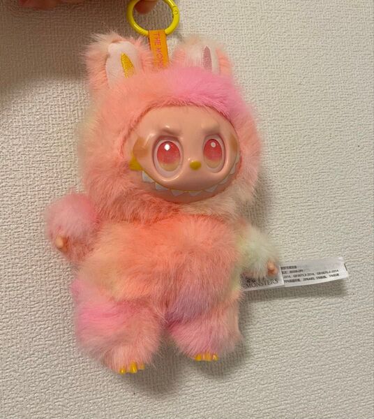 ラブブ Labubu ぬいぐるみキーホルダー ぬいぐるみ ピンク