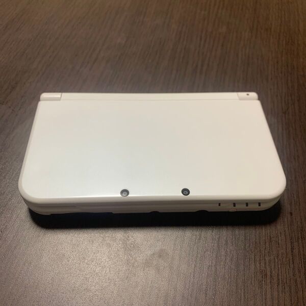 任天堂 New ニンテンドー 3DS LL パールホワイト RED-001