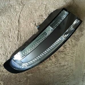 2016アストンマーティンDB9 GT左テールランプ【純正品,希少品】品番DG33-13405-AC