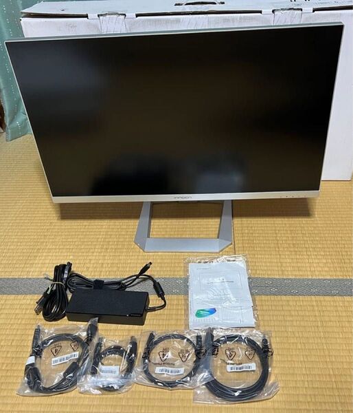 INNOCN 32M2V ミニLED 4K ゲーミング モニター 32インチ QD量子ドット技術 HDR1000@144Hz