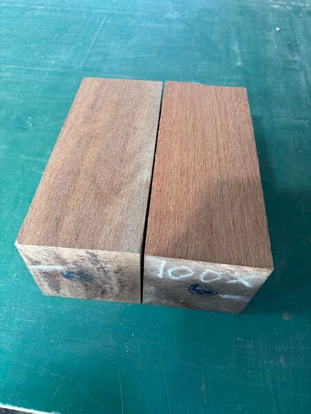 希少材 アピトン 約95X98X245mm 無垢材 木工 材木 木材 DIY