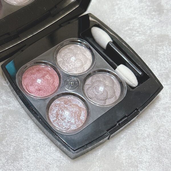 CHANEL シャネル レ キャトル オンブル 387 ユートピア 限定 アイシャドウ アイカラー コスメ