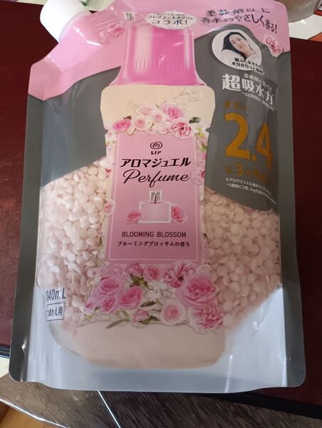 レノア アロマジュエル ブルーミングブロッサム 詰め替え 1040ml