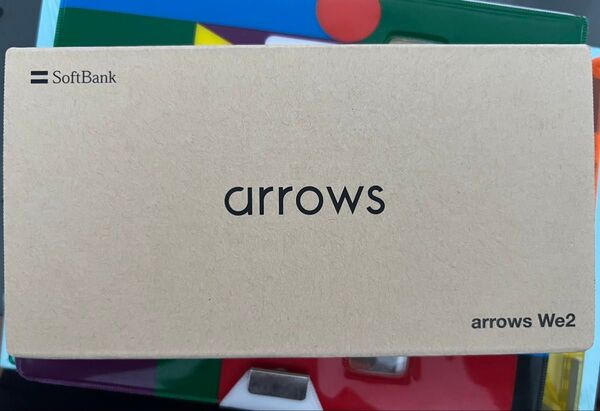 新品 arrows We2 6.1インチ メモリー4GB ストレージ64GB ミストホワイト ソフトバンク