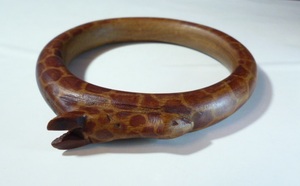 Θ wooden sculpture .. bangle Θ giraffe bracele . tree 