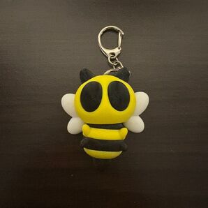 3Dプリントの可動式ハチさんキーホルダー とってもキュート!