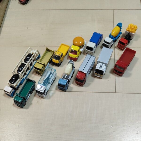 ミニカー まとめ売り トラック 車 おもちゃ