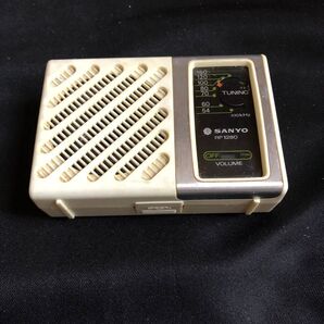 G12早い物勝ち!SANYO RP-1280 レトロラジオ
