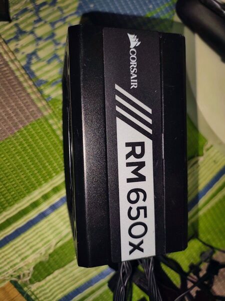 Corsair RM650X 650w 電源ユニット
