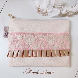 薄ピンクインド刺繍リボン*フリルポーチ スナイデル ハンドメイド ガーリー フラットポーチ 化粧ポーチ 小物入れ 通帳 ケース