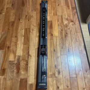 極美品 がまかつ がま石 レギス 3 (III) 手持ち 5.0m 磯 がまかつ