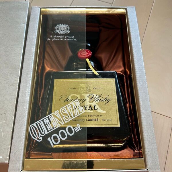 サントリーウイスキーローヤル QUEEN SIZE 1000ml