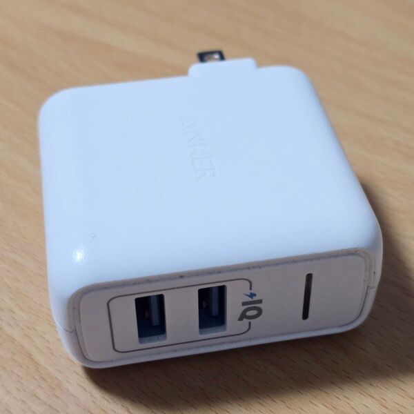 【中古】Anker PowerPort 2 Elite (USB充電器 24W 2ポート) ACアダプター typeーA×2