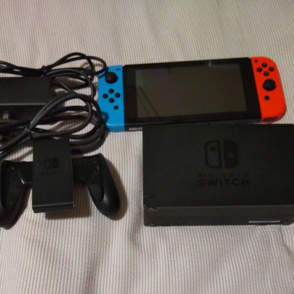 Nintendo Switch 本体 HAC001 動作確認済み すぐ遊べる