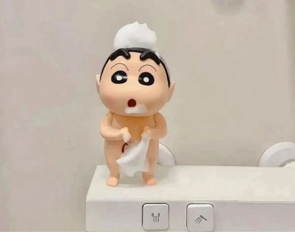 新入荷 クレヨンしんちゃん フィギュア お風呂のしんちゃん