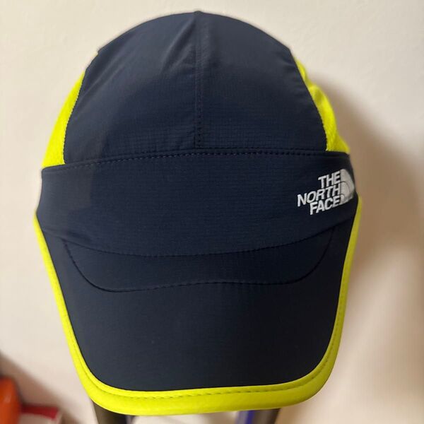 THE NORTH FACE ランニングキャップ ネイビー×イエロー