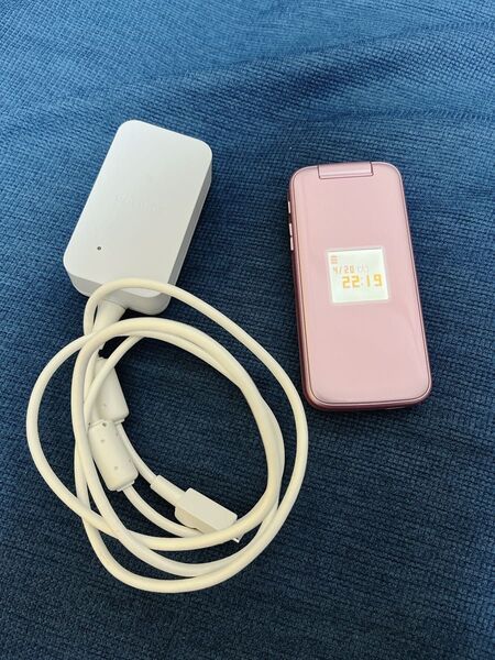 ドコモ 携帯電話 F-01M ピンク 充電器付き